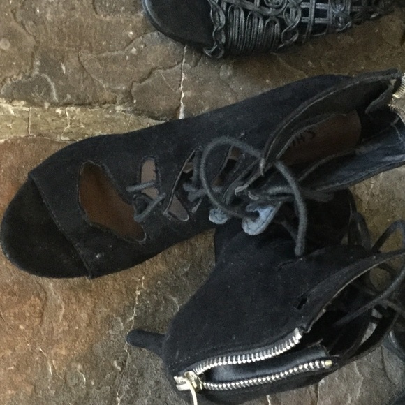 Lace up.heels - Picture 1 of 1